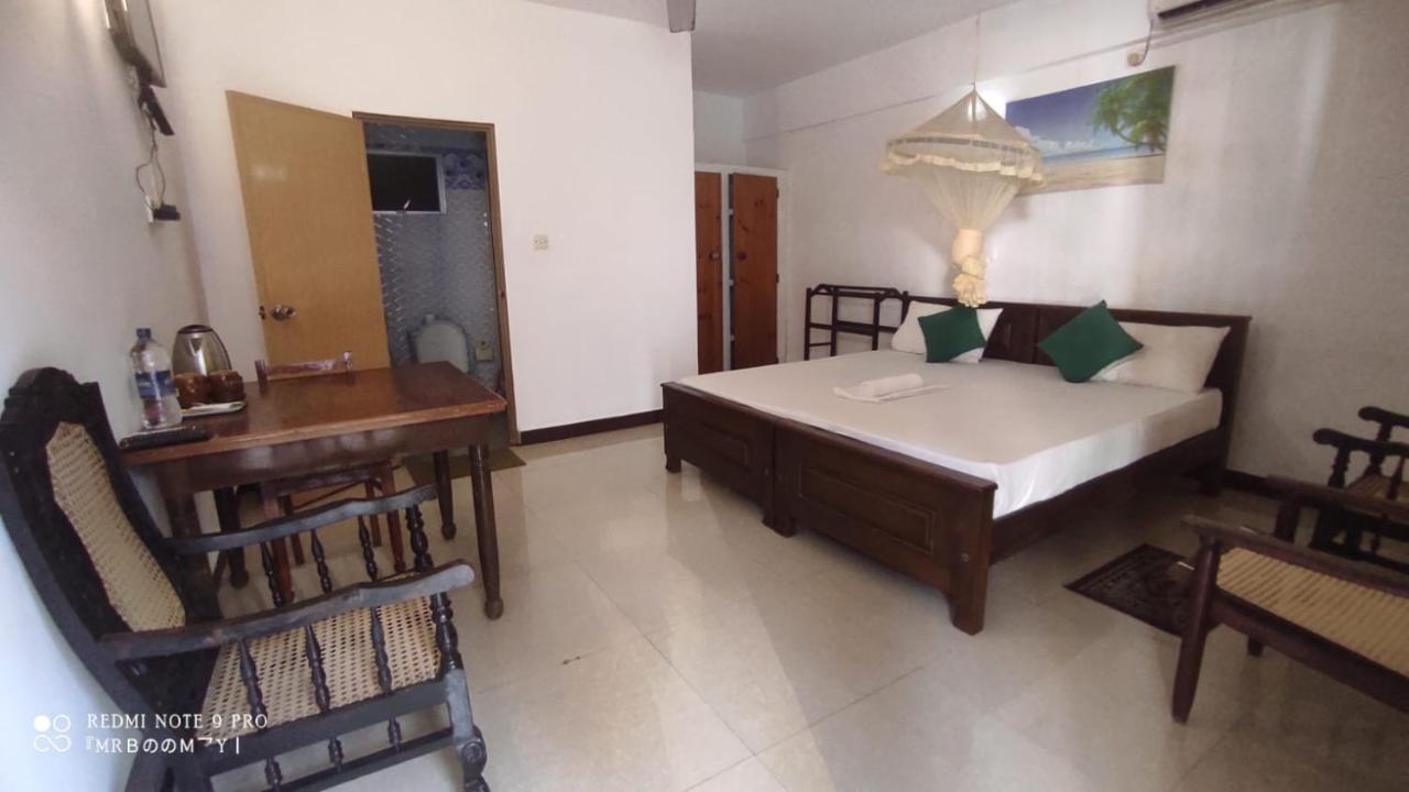 Oasis Beach Resort Negombo Exteriér fotografie